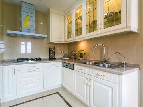 工头说出实话,好多人被忽悠了,不锈钢做橱柜台面怎么样