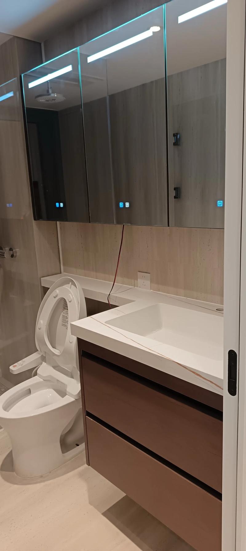 304不锈钢实心台面越来越多客户选择#不锈钢橱柜厂家 #整体