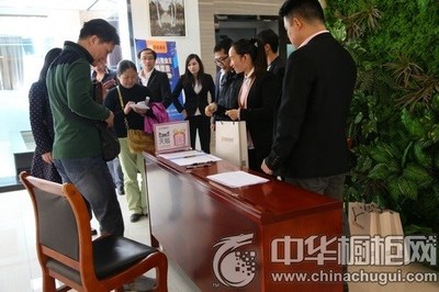 佛山百能橱柜专卖店举办绿岛湖业主工厂团购会圆满成功