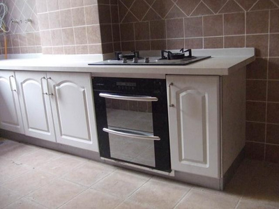 厨房不要整体橱柜,不要砖砌橱柜,现在流行这样装,20年不坏!